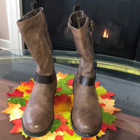 Combat boot - Picture 1 of 3